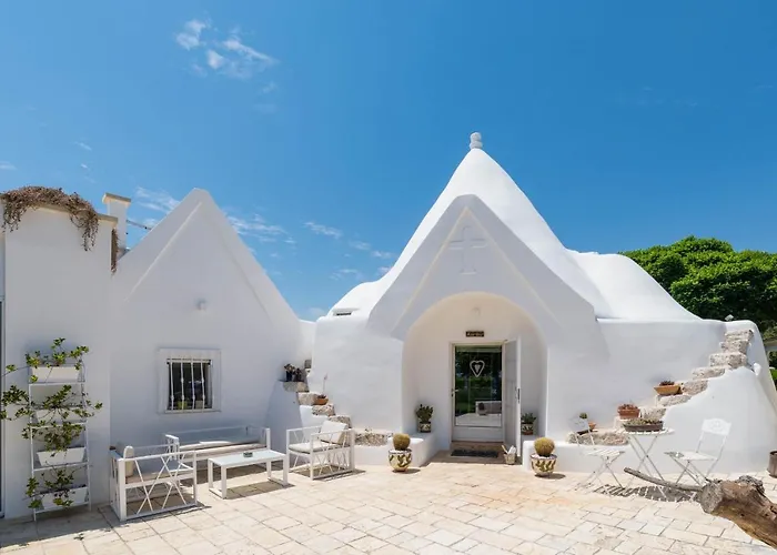 Trullo Letizia Con Piscina Villa Ostuni